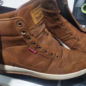 Men's Levi's Sneakers